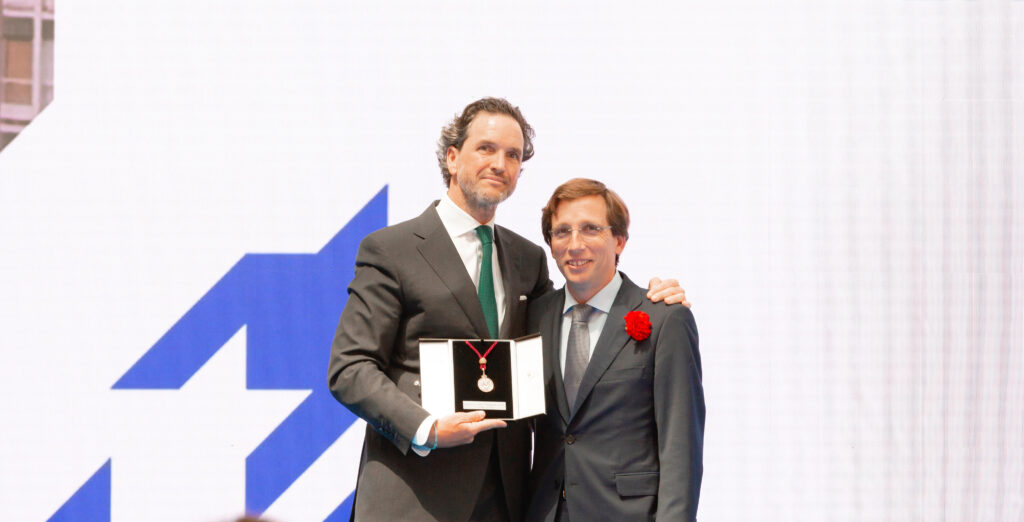 img-mahou-san-miguel-condecorada-con-la-medalla-de-madrid-por-su-trayectoria-profesional-409