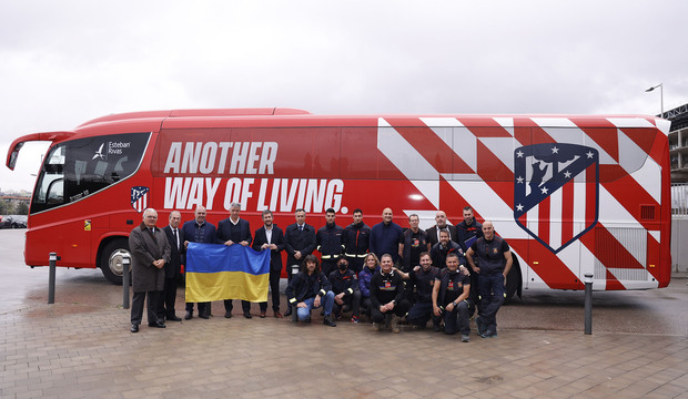 atletico de madrid ucrania bus