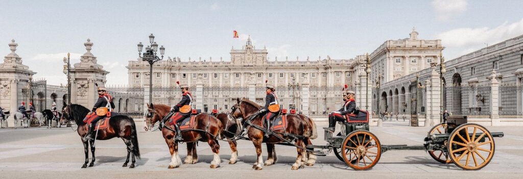 Madrid y Londres encabezan la lista de los destinos de los españoles para el puente del 12 de octubre