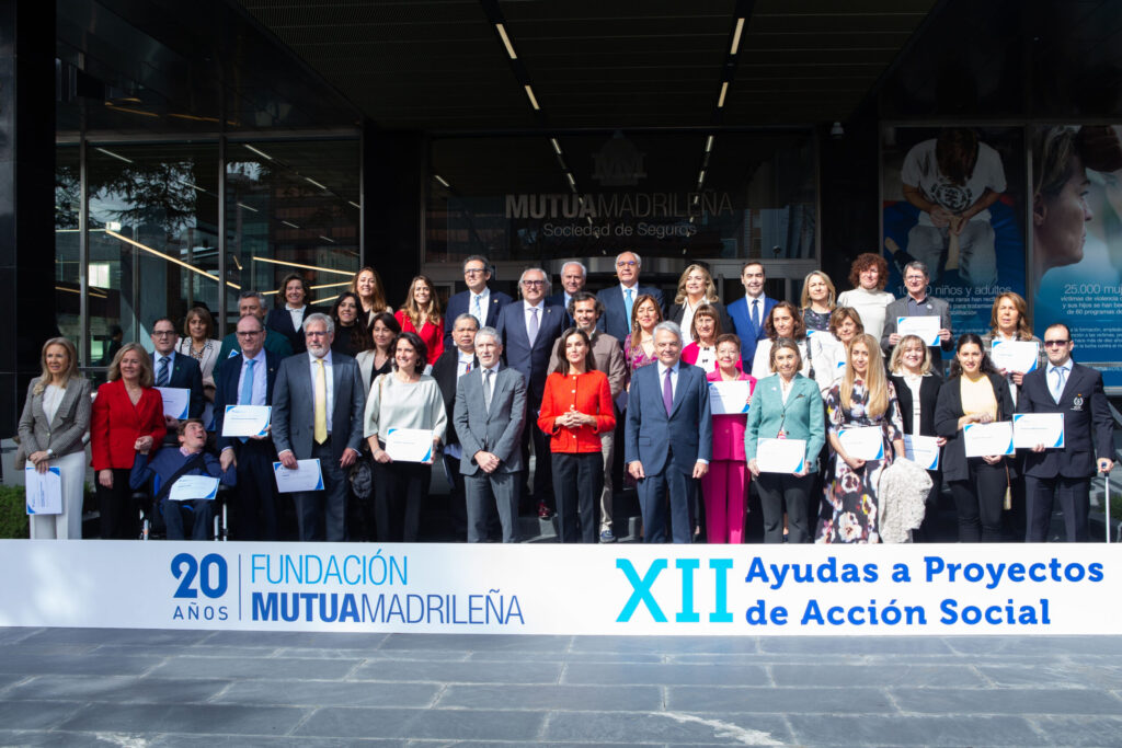 S.M. la Reina Doña Letizia ha presidido en Madridla entrega de la XII Convocatoria de Ayudas a Proyectos Sociales de la Fundación Mutua Madrileña