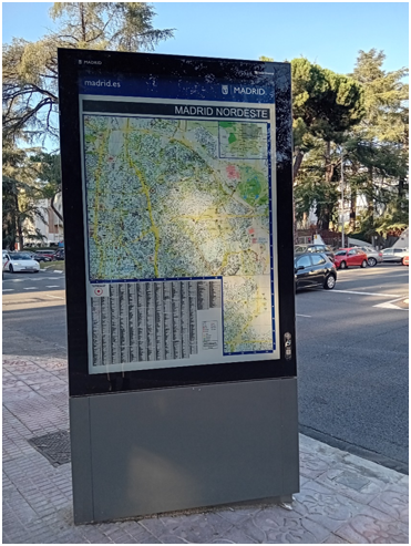 Recopilación de datos sobre la oferta cultural de Madrid para su difusión en planos ciudad en el mobiliario urbano