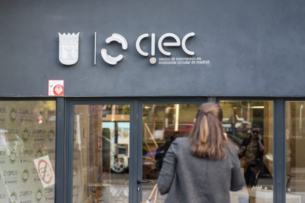 Sigue creciendo el ecosistema del Centro de Innovación en Economía Circular (CIEC) con la suma de CaixaBank Dualiza.